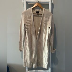 ADRIENNE Vittadini cream long cable knit grandpa cardigan size medium